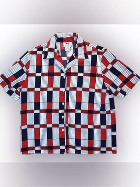 Vintage Tradition Geometric Plaid Button-Up Blouse – Medium